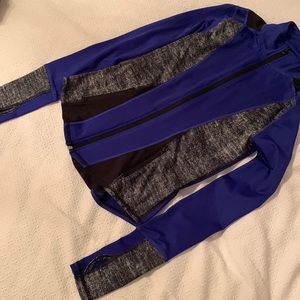 Gym zip up